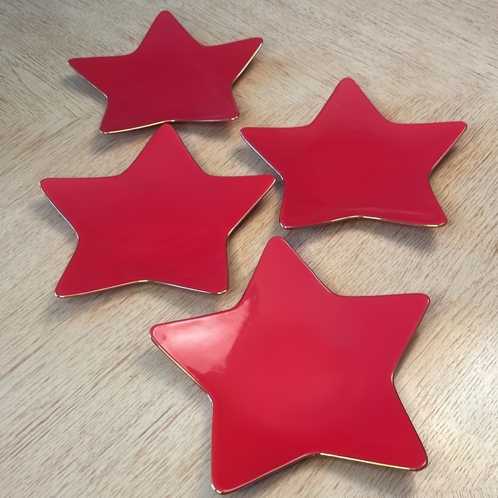 Williams-Sonoma Star Plates (4) - Picture 3 of 9